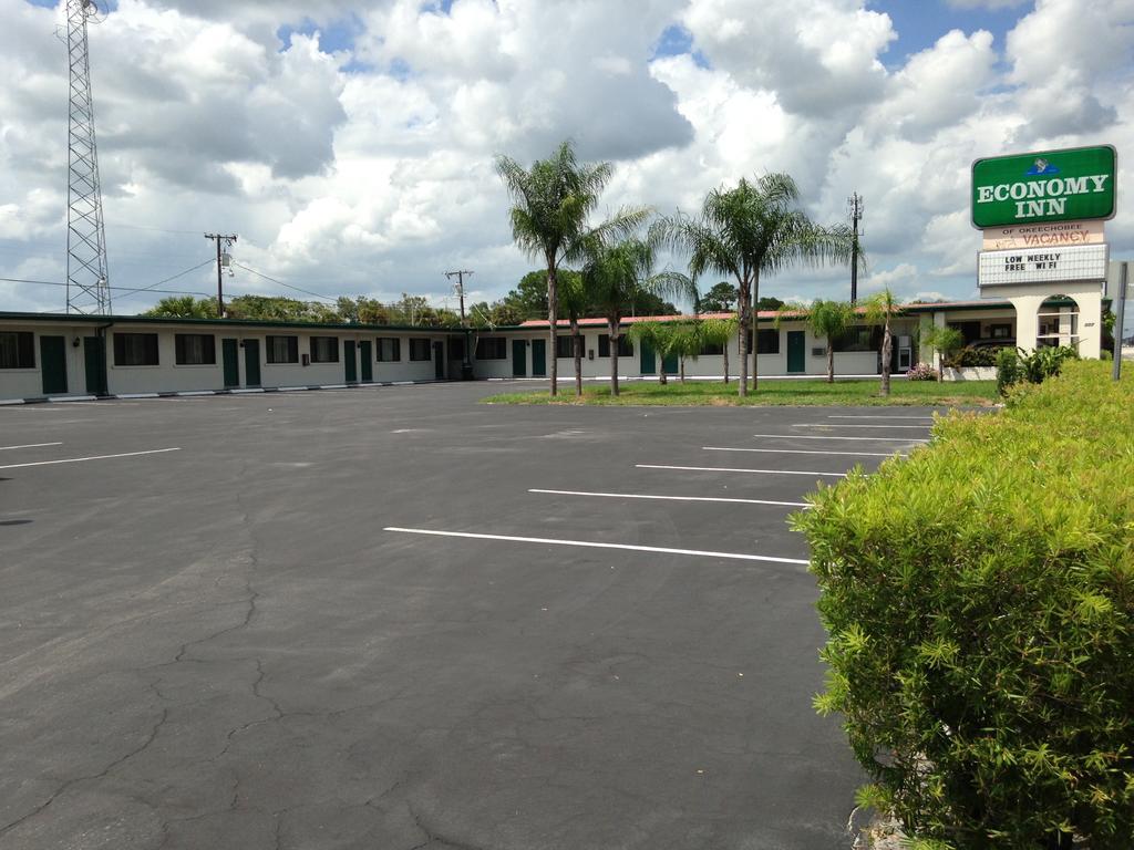 Economy Inn Okeechobee Extérieur photo