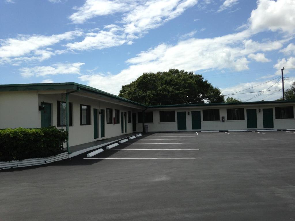 Economy Inn Okeechobee Chambre photo