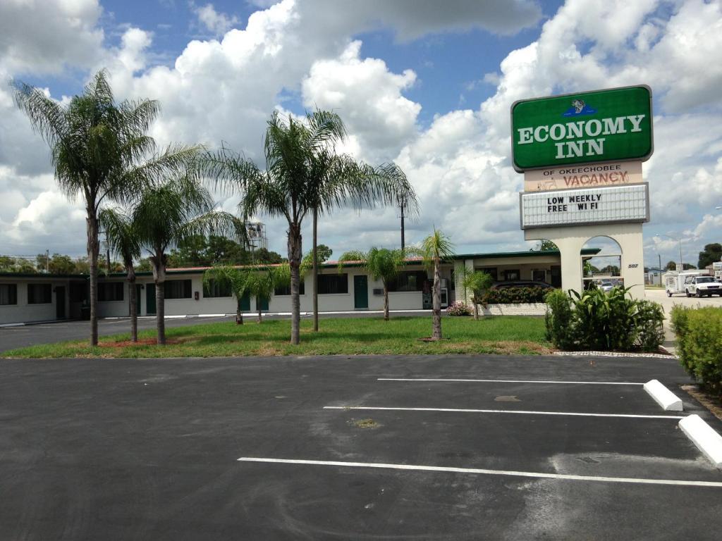 Economy Inn Okeechobee Extérieur photo