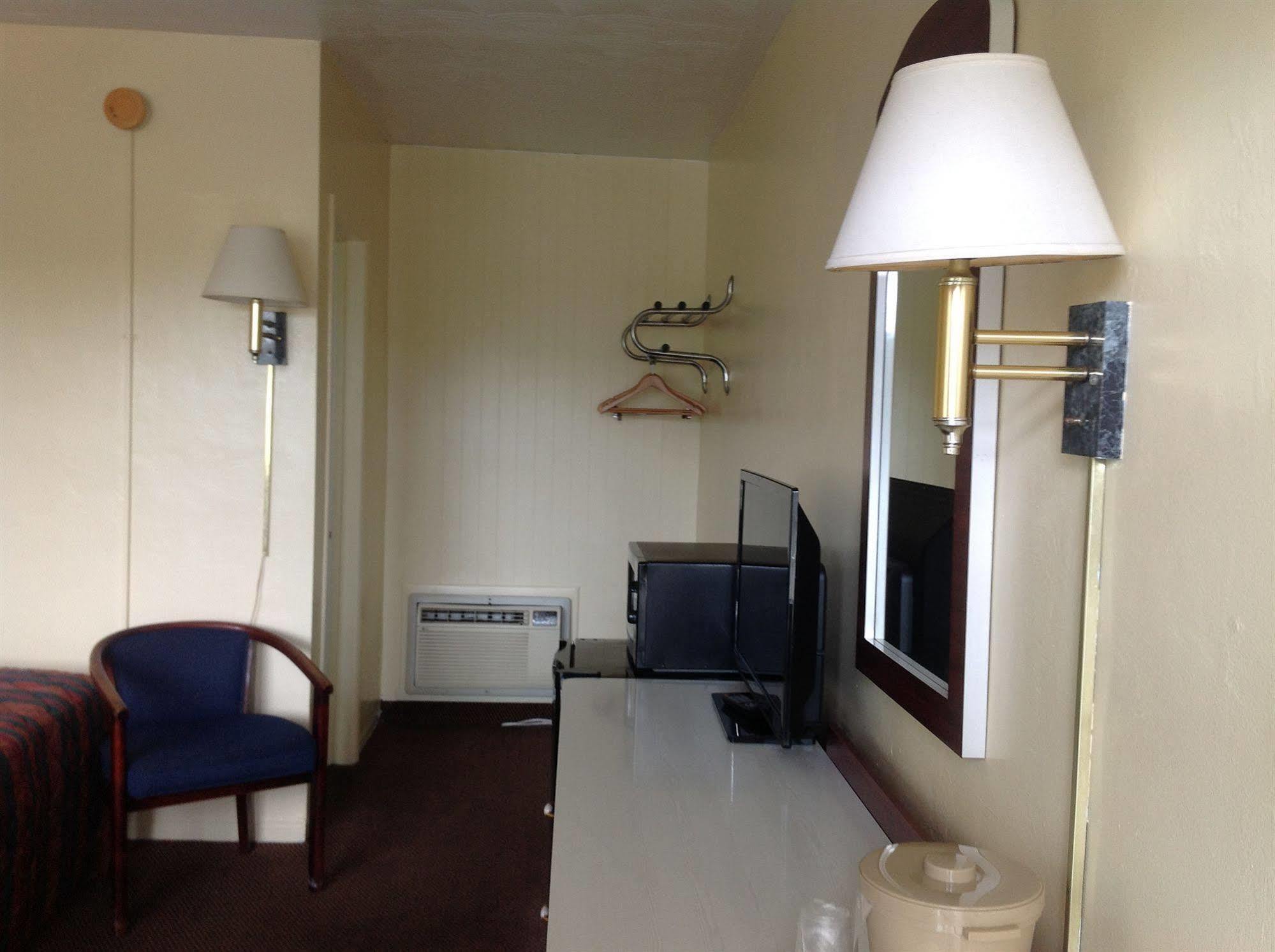 Economy Inn Okeechobee Extérieur photo